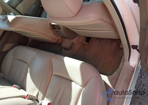 1998 Acura Rl 3.5 z USA, uszkodzony, nr VIN JH4KA9683WC009742